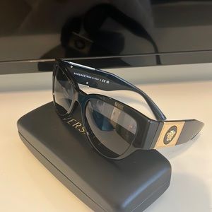 Cat Eye Versace Sunglassss